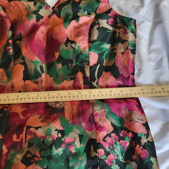 NWT ANNE KLEIN V-neck Textured Floral Sheath Dress Size 8 - Picture 11 of 12